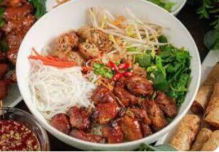 33. Bun Thit Nuong / Dau Hu voi Cha Gio