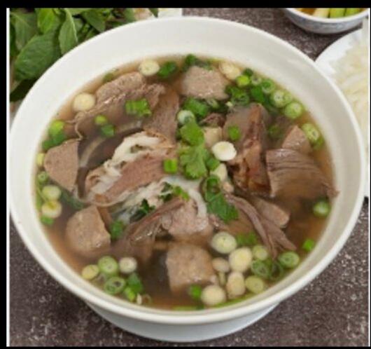 4. Pho Tai. Chin. Nam. Gau. Sach