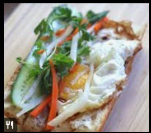Banh Mi Trung / Fried Egg Sandwich